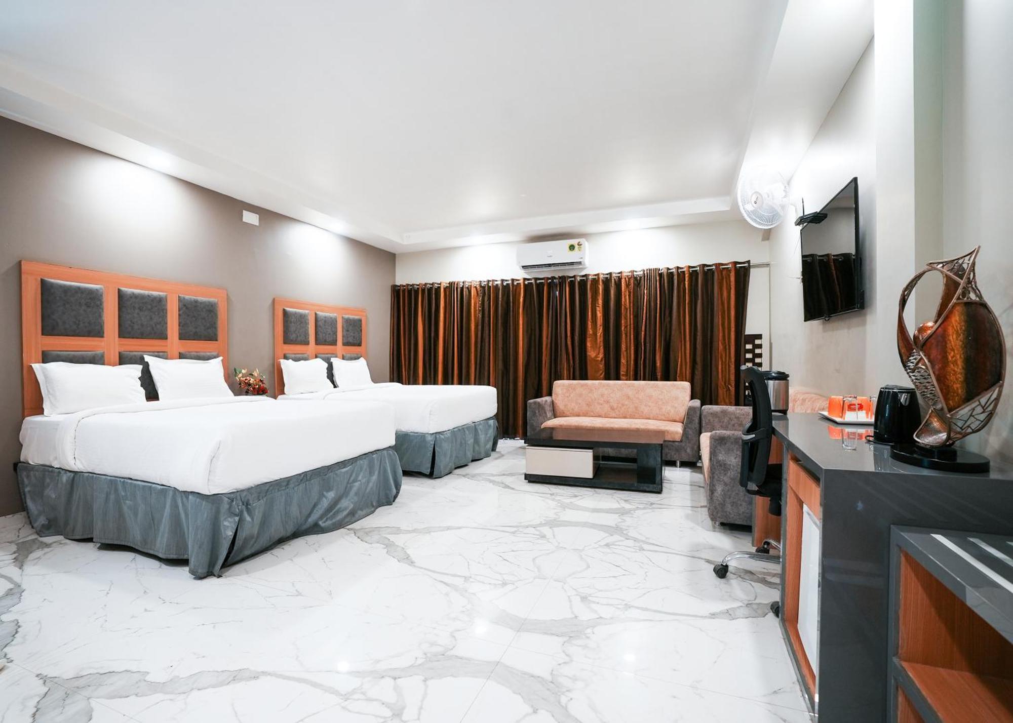Rupis Resort Near Udaipur Airport Dabok Exterior photo