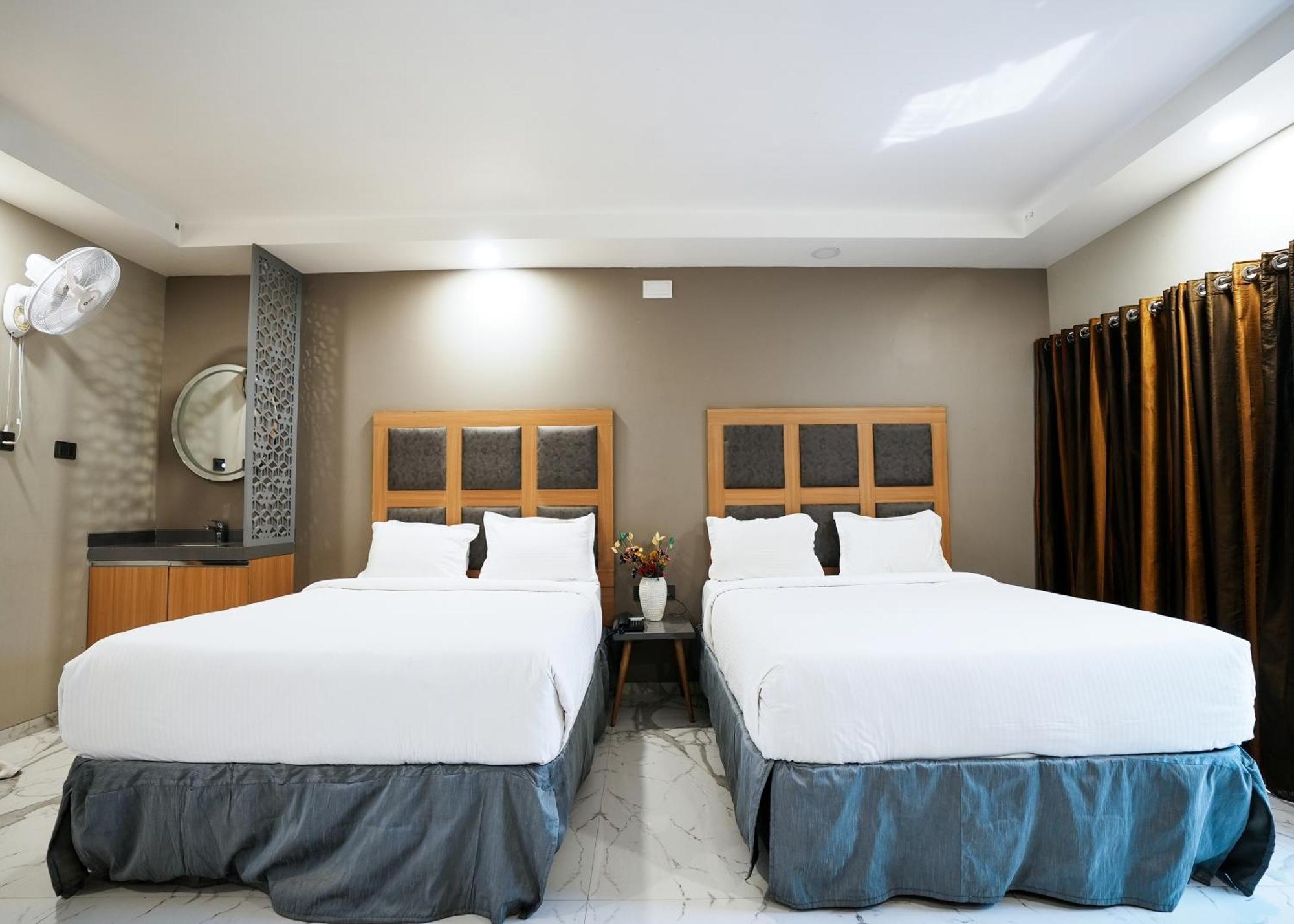 Rupis Resort Near Udaipur Airport Dabok Exterior photo